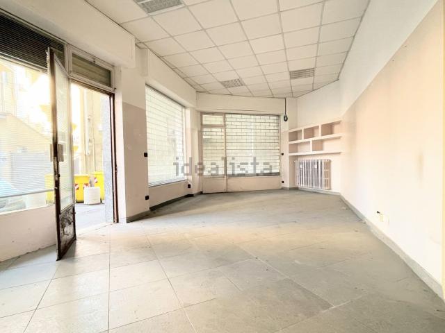 Locale in vendita di 59 m² in Piazzale Vittoria, 9