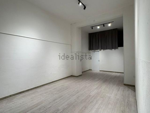 Locale in vendita di 59 m² in Via Nicola Fornelli