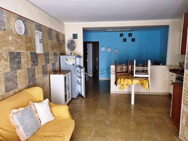 Locale in vendita di 59 m² in Via Porto