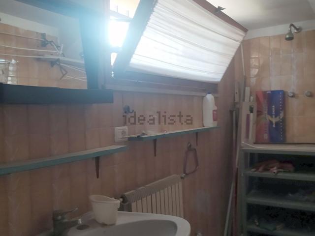 Locale in vendita di 63 m² in Via Volontari della Libertà, 11