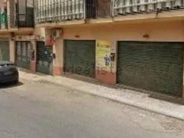 Locale in vendita di 63 m² in Via Padova, 235