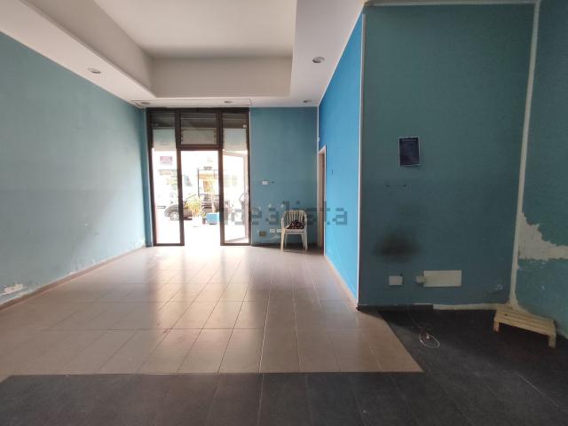Locale in vendita di 63 m² in Via Pietro Spica