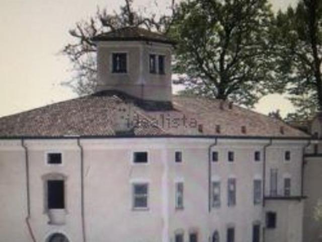 Locale in vendita di 6000 m² in Via Ragazzena