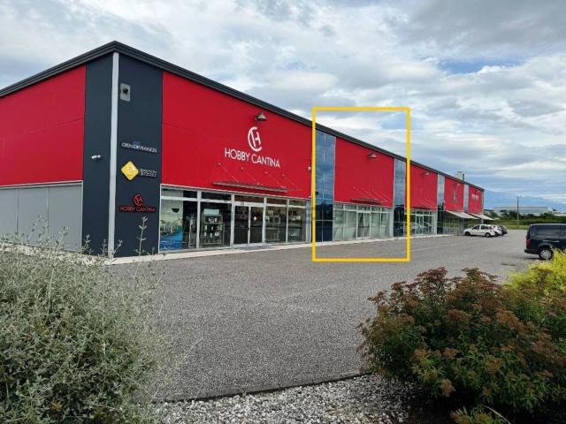Locale in vendita di 600 m²