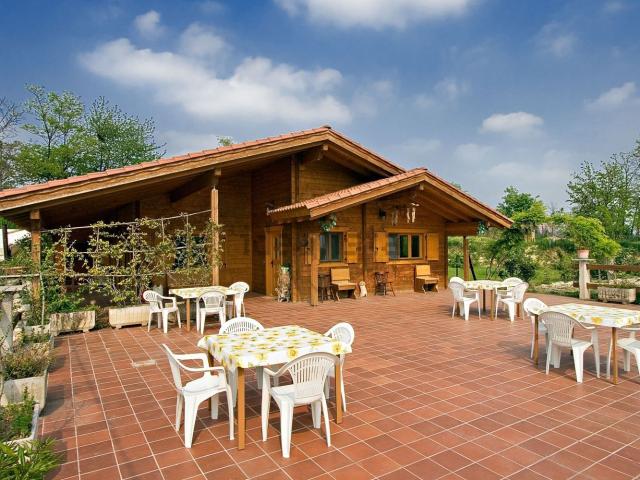 Locale in vendita di 600 m² in Via Sottotorre