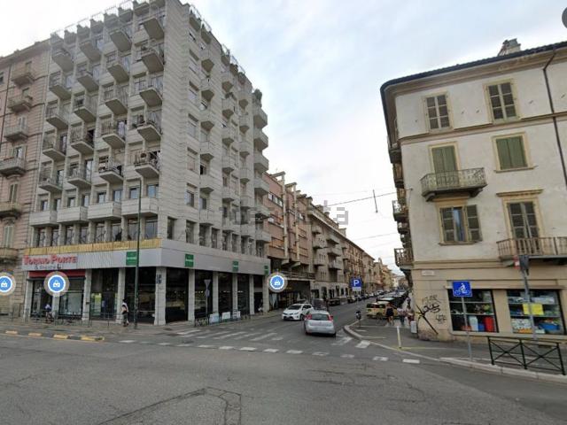 Locale in vendita di 600 m² in Via San Donato, 3