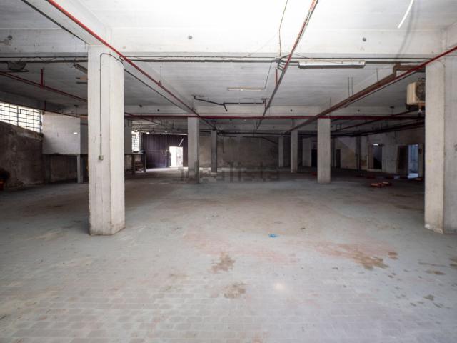 Locale in vendita di 600 m² in Via Paolo Gaidano, 15
