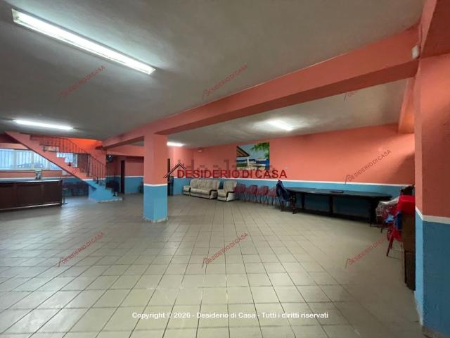 Locale in vendita di 600 m² in Via Trazzera Marina, 167