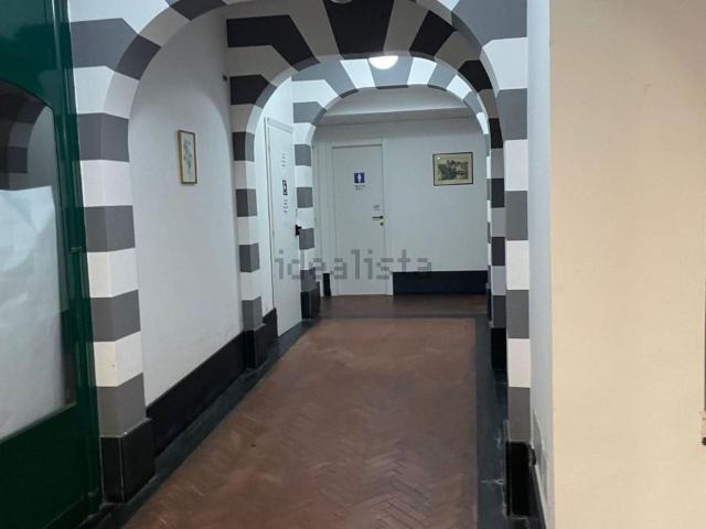 Locale in vendita di 600 m² in Via XX Settembre