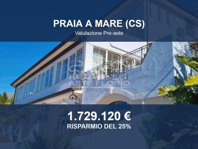 Locale in vendita di 600 m² in Località Saracinello