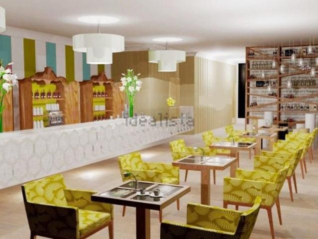 Locale in vendita di 600 m² in Piazza Lamperti