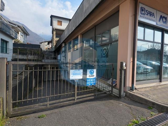Locale in vendita di 600 m² in Piazzale Donatori di Sangue, 7