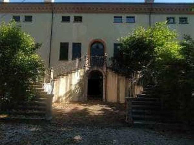 Locale in vendita di 604 m² in Via Provinciale