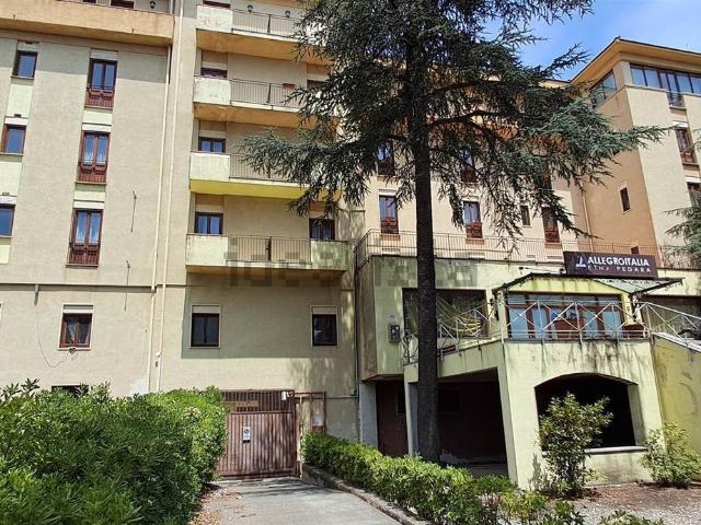 Locale in vendita di 6080 m² in Via Luigi Pirandello, 2