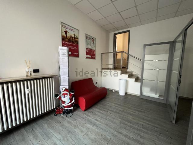 Locale in vendita di 60 m² in Corso genova
