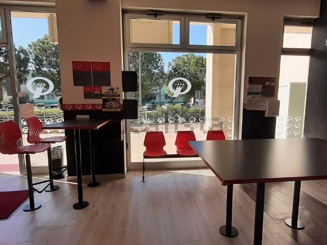 Locale in vendita di 60 m² in Galleria Karol Wojtyla