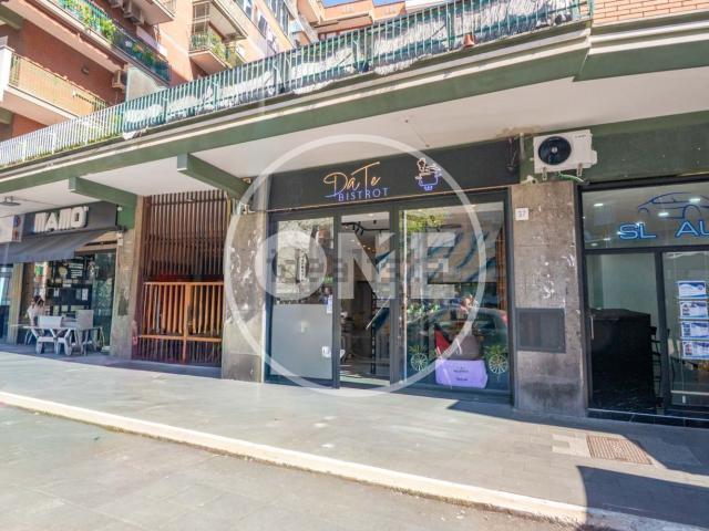 Locale in vendita di 60 m² in Largo Antonio Beltramelli, 37