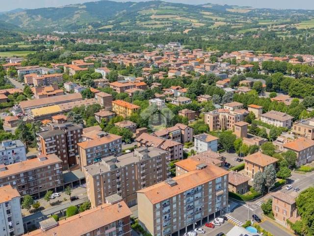 Locale in vendita di 60 m² in Piazza Papa Giovanni XXIII, 3