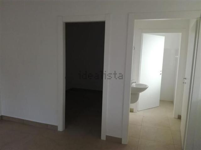 Locale in vendita di 60 m² in Via Alcide de Gasperi