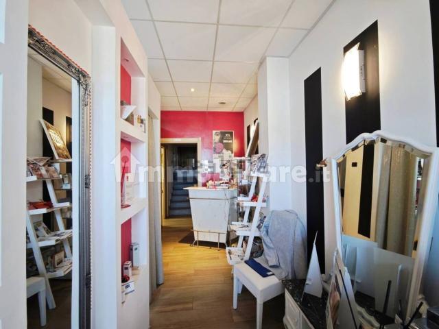Locale in vendita di 60 m² in Via Antonio Gramsci