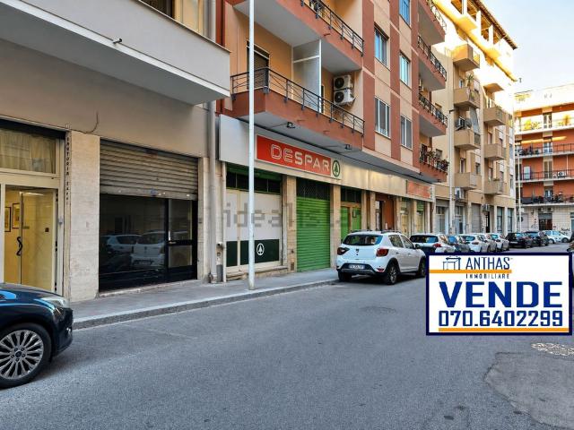 Locale in vendita di 60 m² in Via Arcangelo Corelli, 22