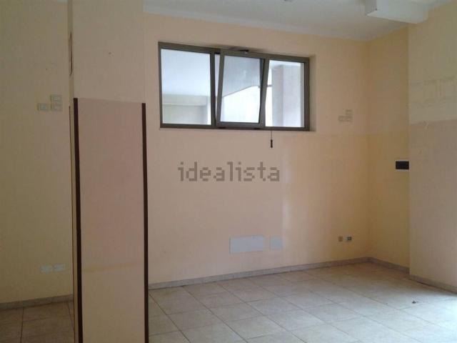 Locale in vendita di 60 m² in Via Arenazza