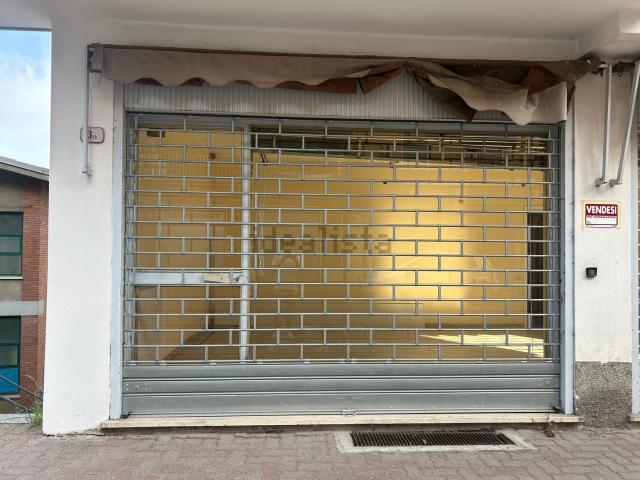 Locale in vendita di 60 m² in Via Arzani, 3