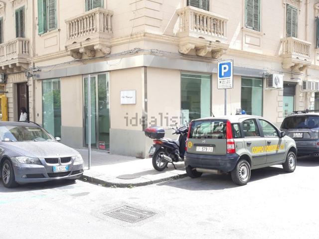 Locale in vendita di 60 m² in Via Centonze, 29