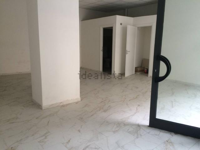Locale in vendita di 60 m² in Via Curtatone, 15