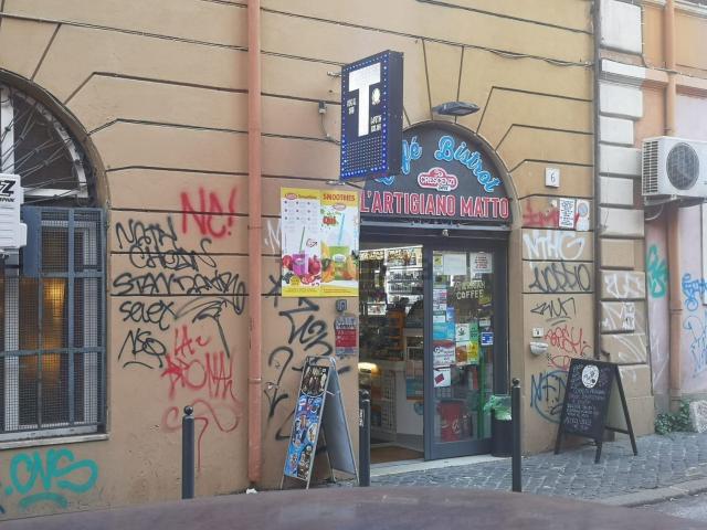 Locale in vendita di 60 m² in Via di porta tiburtina