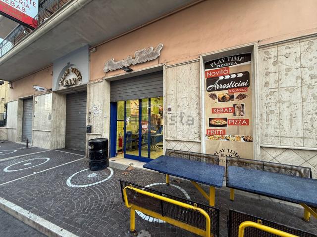 Locale in vendita di 60 m² in Via Filippo Corridoni
