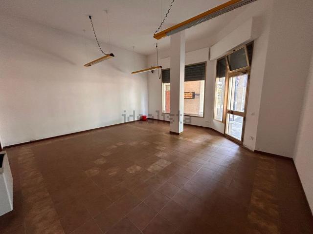 Locale in vendita di 60 m² in Via Fiume
