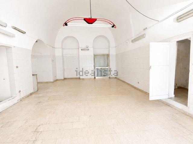 Locale in vendita di 60 m² in Via G. Matteotti, 55