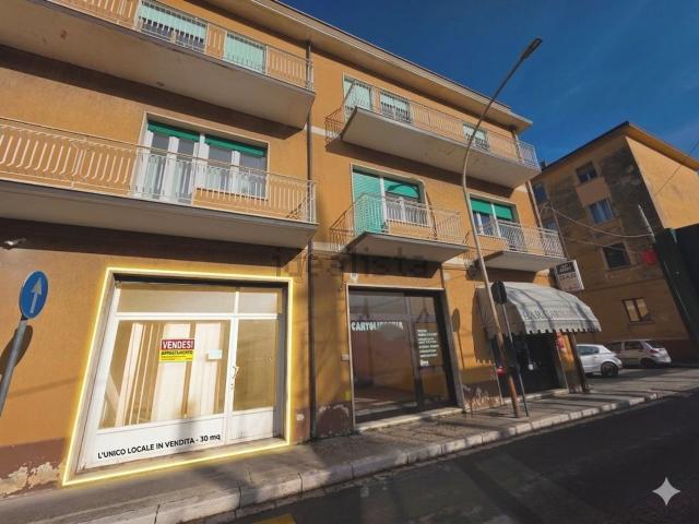 Locale in vendita di 60 m² in Via Galileo Galilei
