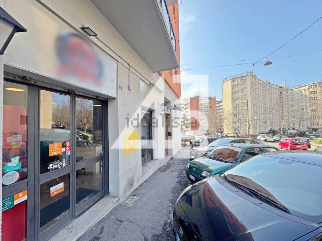 Locale in vendita di 60 m² in Via Gaspare Tonello, 7