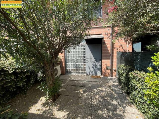 Locale in vendita di 60 m² in Via Imprenditori
