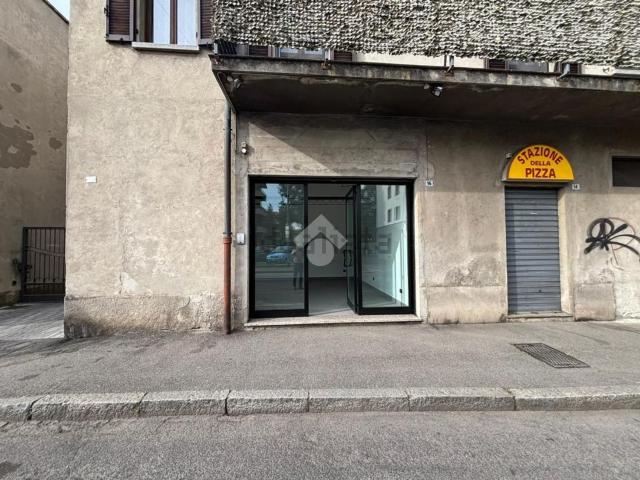 Locale in vendita di 60 m² in Via Isonzo, 16