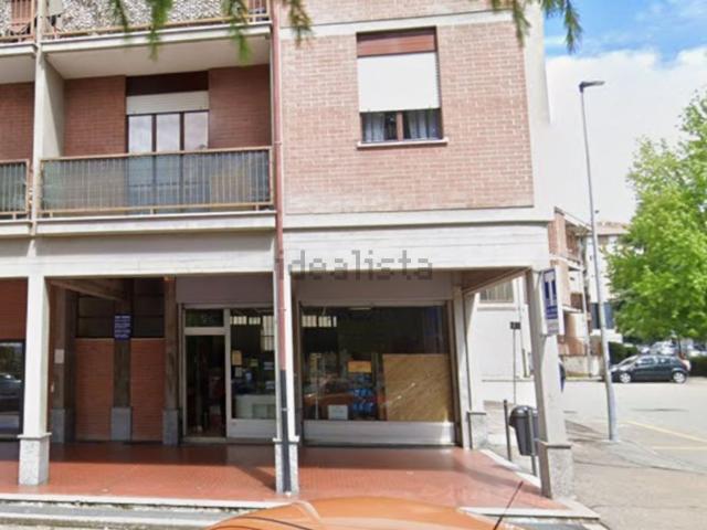 Locale in vendita di 60 m² in Via Lombardia