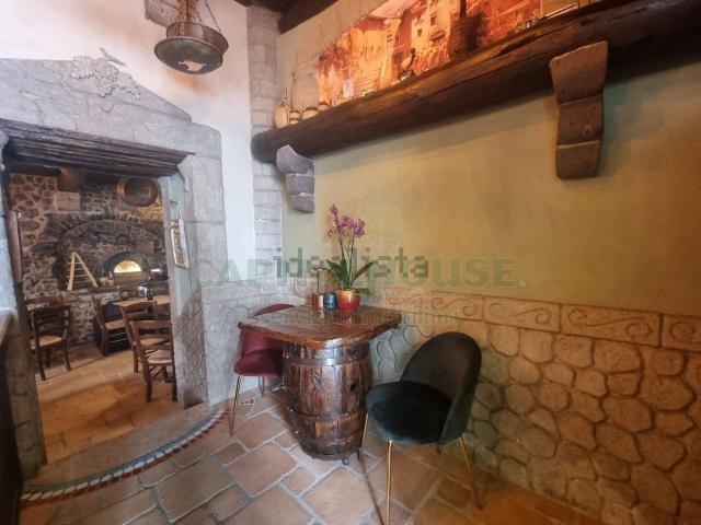 Locale in vendita di 60 m² in Via Madonna delle Grazie