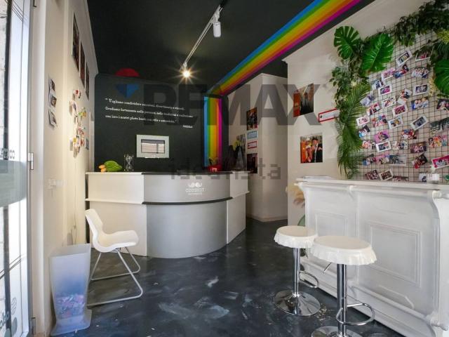 Locale in vendita di 60 m² in Via Monte Santo, 75