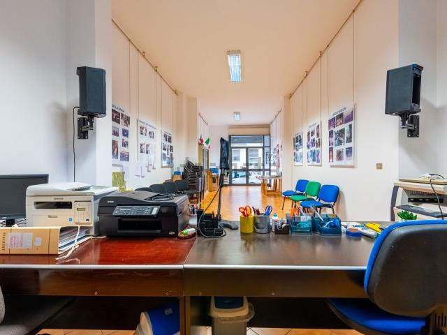 Locale in vendita di 60 m² in Via Monfalcone