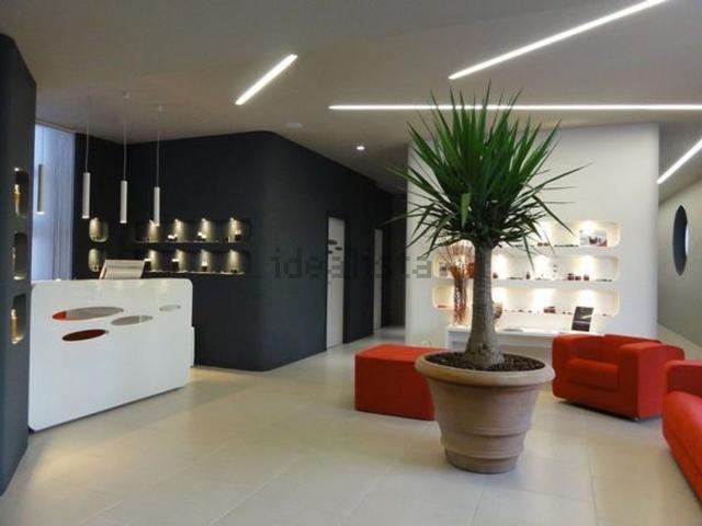 Locale in vendita di 60 m² in Via Roma