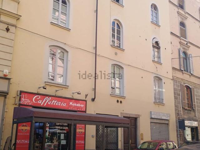 Locale in vendita di 60 m² in Via San Secondo, 30