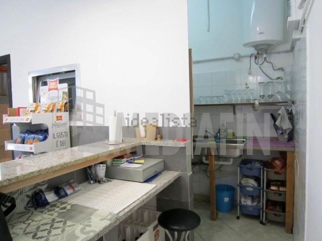 Locale in vendita di 60 m² in Via Sempione, 54