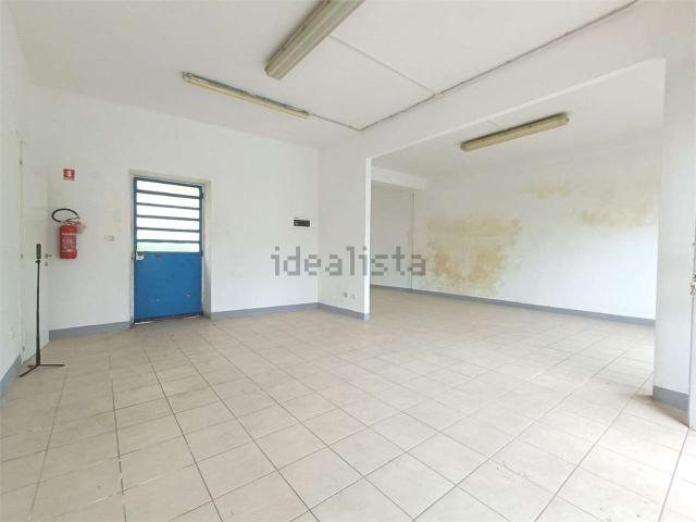 Locale in vendita di 60 m² in Viale Puccini