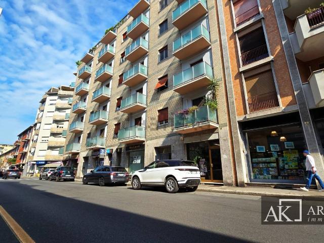 Locale in vendita di 60 m² in Viale Roma, 18