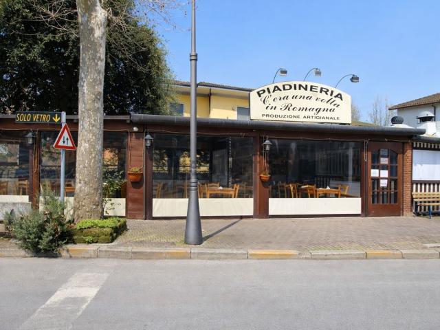 Locale in vendita di 60 m² in Viale Trento