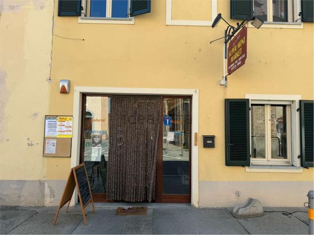 Locale in vendita di 60 m²