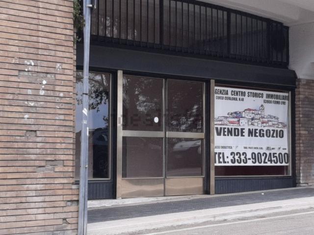 Locale in vendita di 60 m²