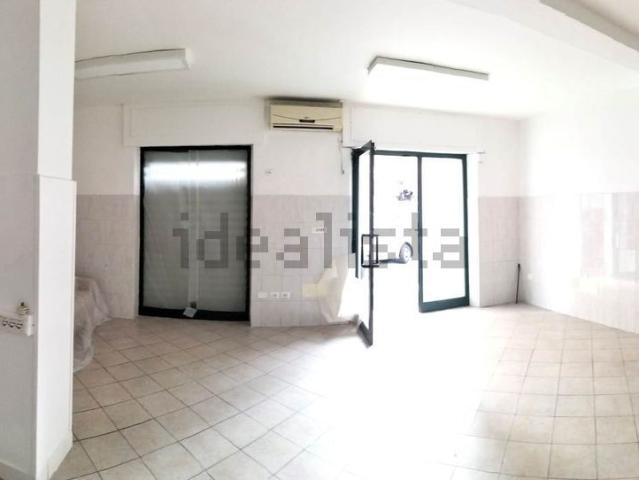 Locale in vendita di 60 m²